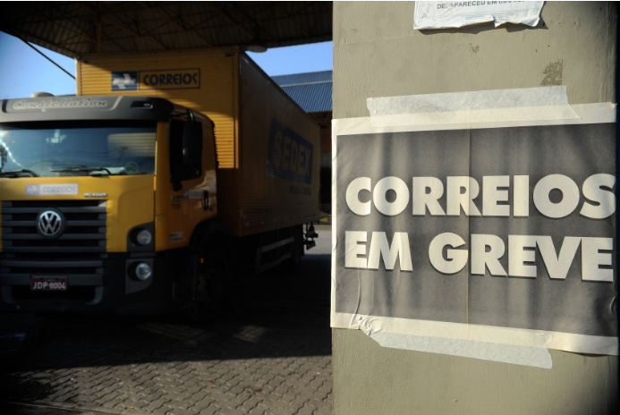 Greve dos Correios: liminar determina manutenção de 70% das atividades e proíbe descontos