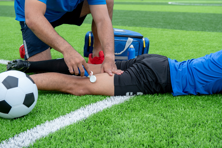 Clube de futebol deve reintegrar fisiologista dispensado durante tratamento de câncer