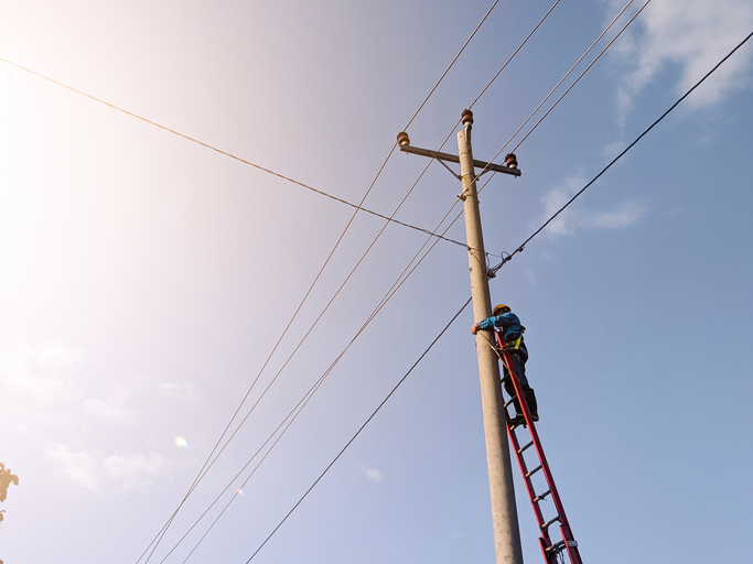 Pais e viúva conseguem aumentar indenização por morte de eletricista